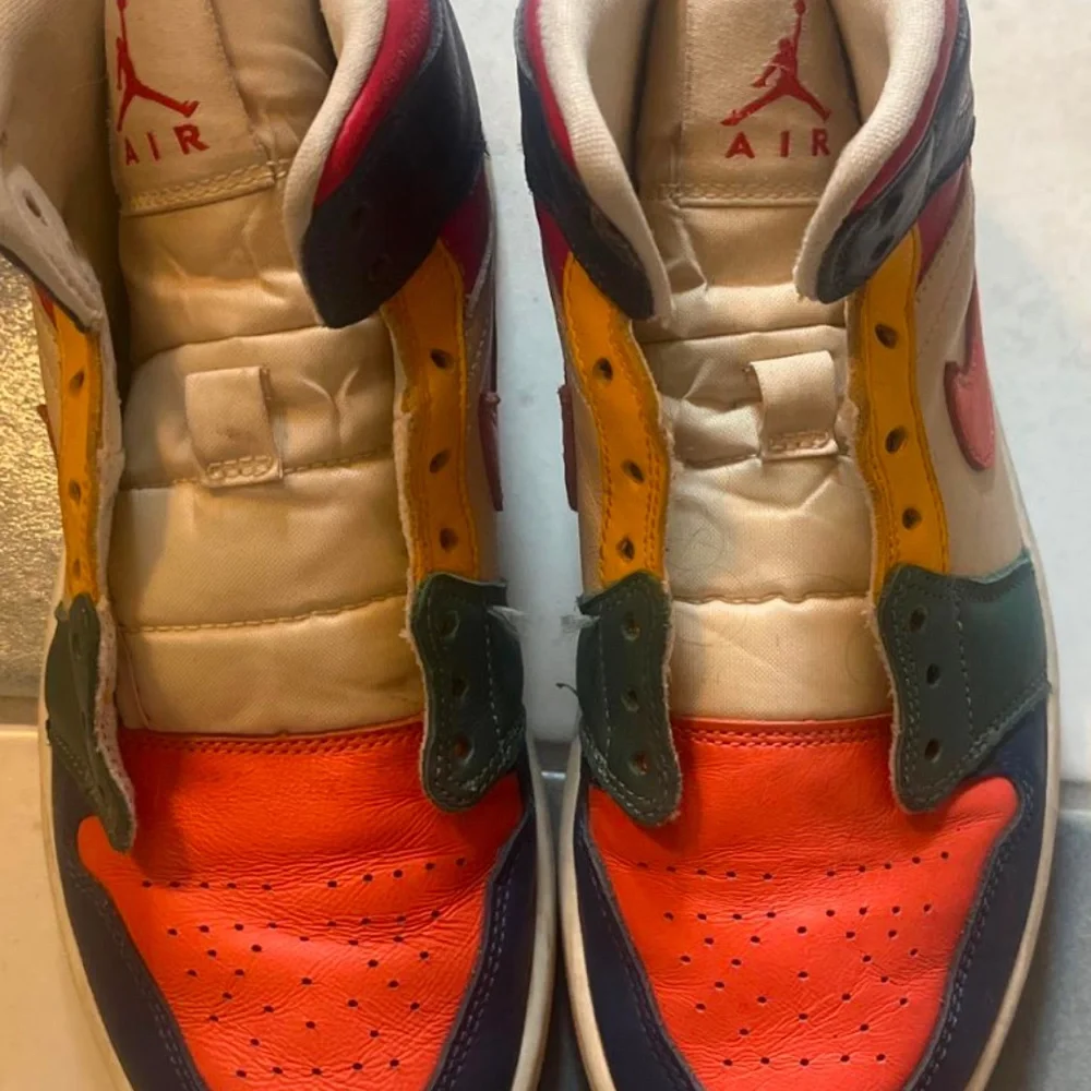 Jordan 1 - Picture 2 of 3